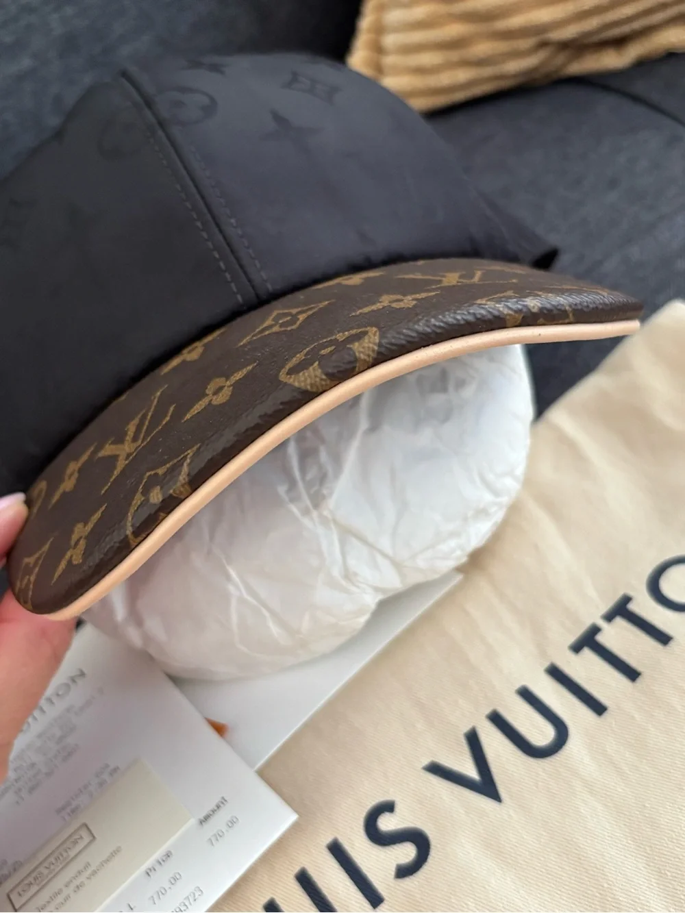 Louis Vuitton Get Ready Black Monogram Cap Large Preloved.